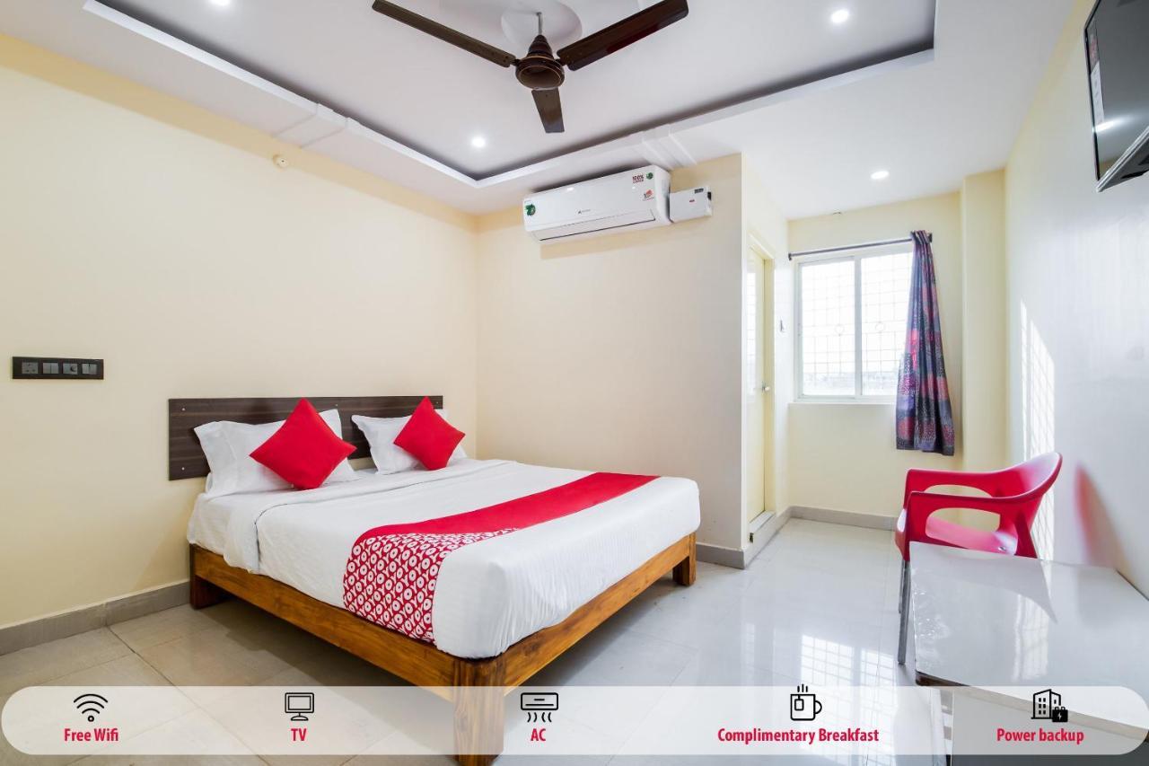 Oyo Mohan Residency Hotel Kurmannapalem Exterior foto
